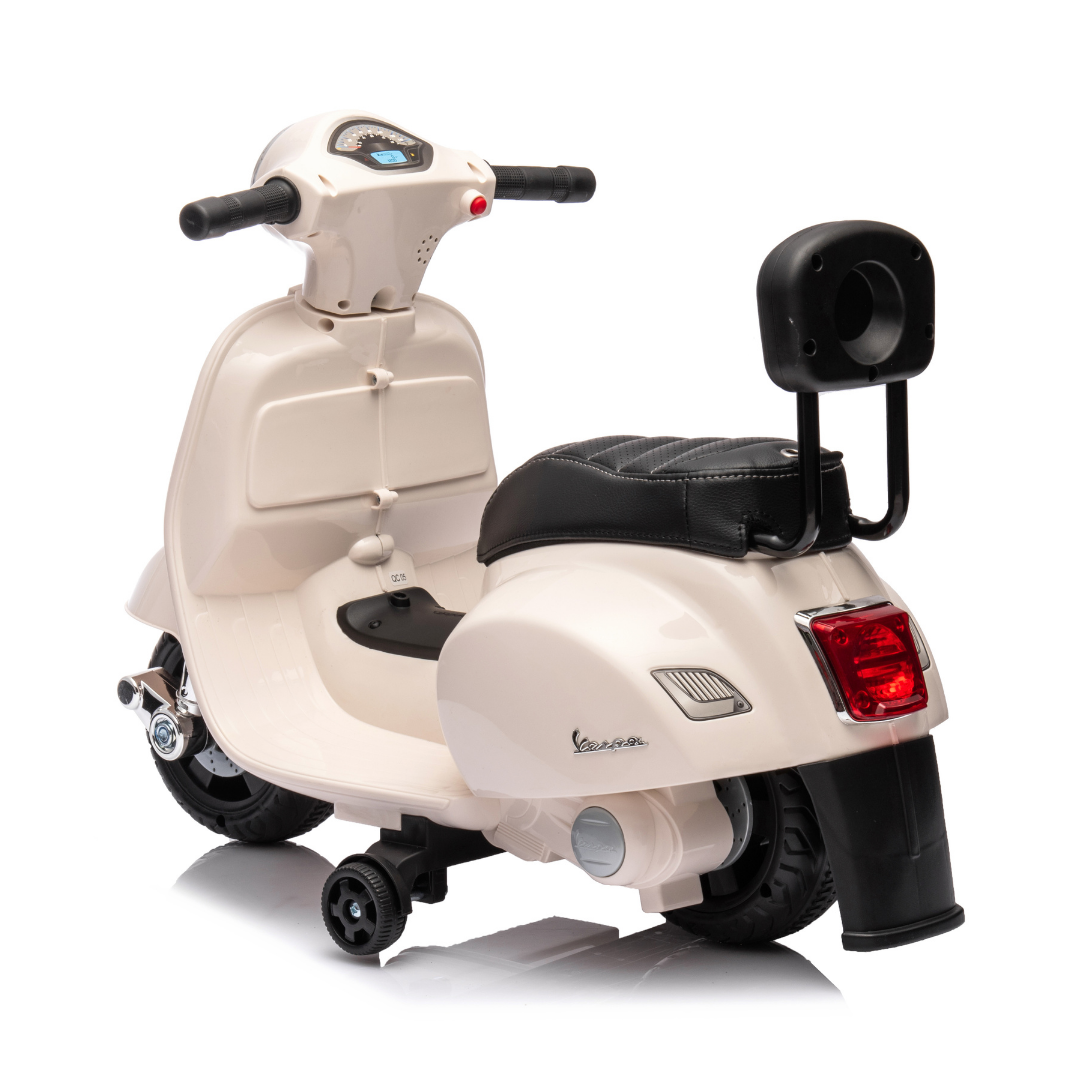 Piaggio Vespa GTS 125 - White