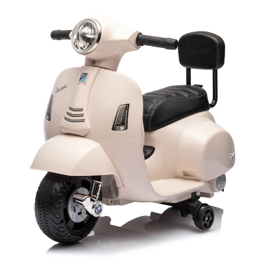 Piaggio Vespa GTS 125 - White